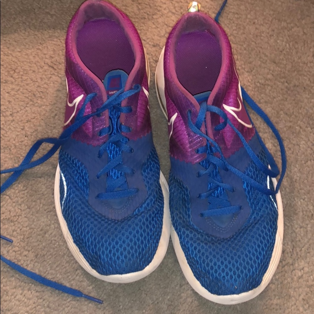 Nike shoes